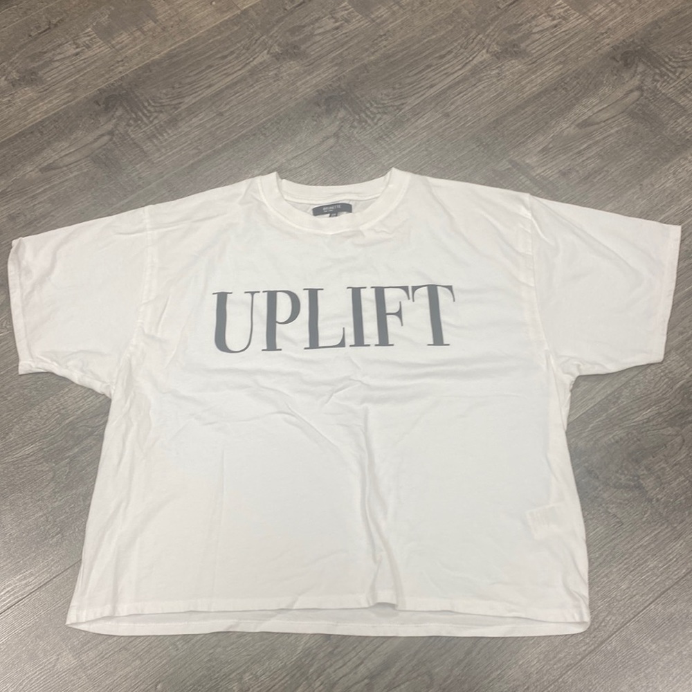 Brunette the label “uplift” t-shirt